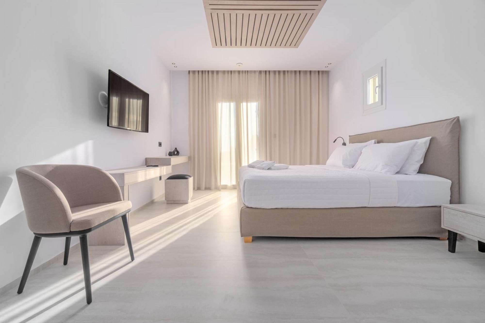 Le Ciel Suites & Villas Mykonos Town
