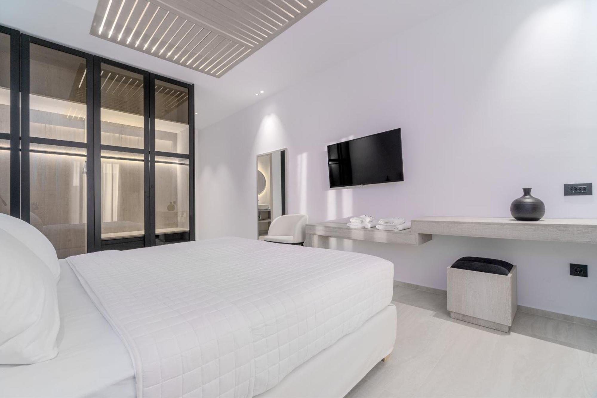 Le Ciel Suites & Villas Mykonos Town