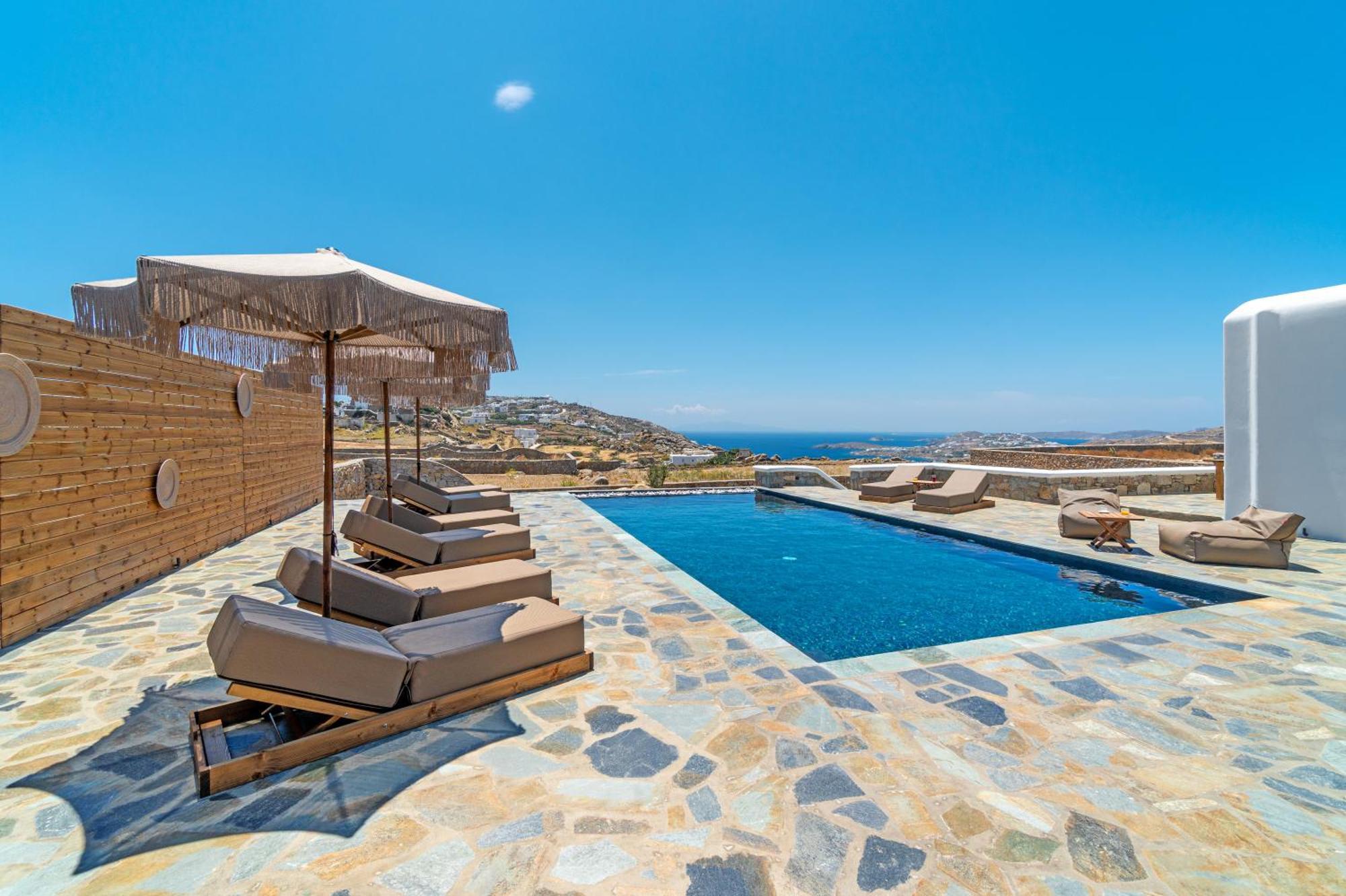Le Ciel & * Mykonos Town